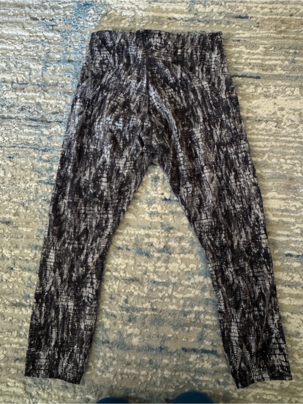 lululemon athletica Black & Gray Patterned Leggings